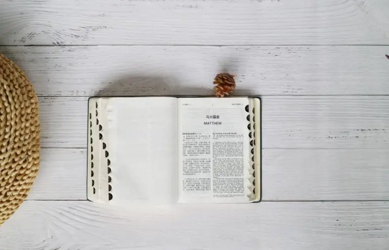 33 Powerful Famous Prayers in the Bible You Should Pray  plumcious